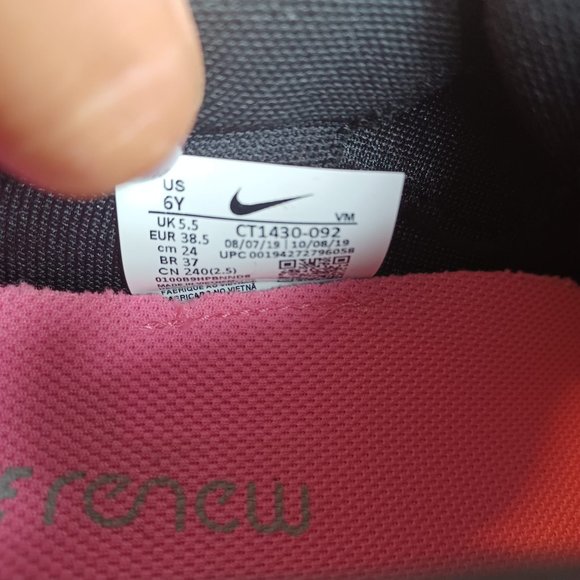 Nike 6y Youth / WOMEN'S 8 RENEW RUN SHOES Black/ Pink White CT1430 092 running - Picture 7 of 7